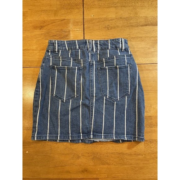 Altar'd State Womens‎ Mini Skirt Extra Small XS Blue White Striped Denim - Picture 2 of 6